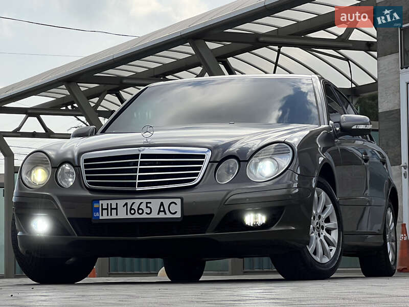 Седан Mercedes-Benz E-Class 2007 в Одессе