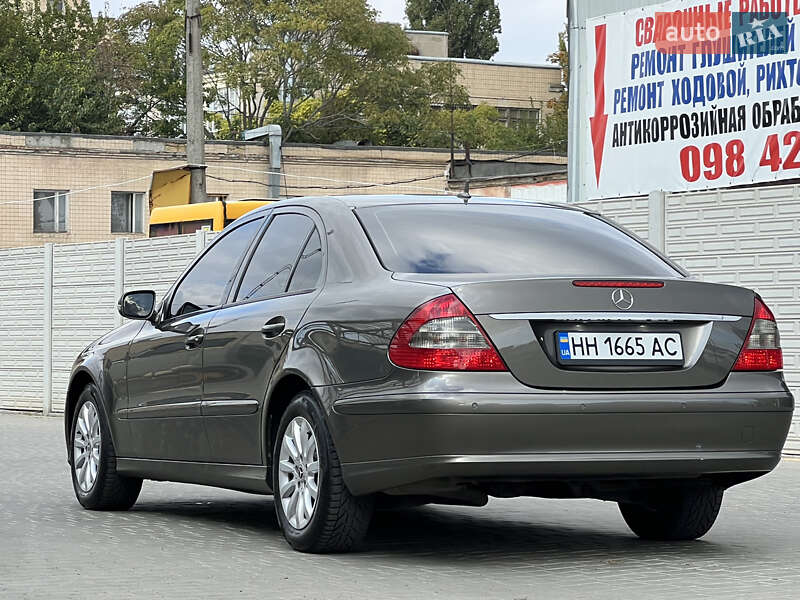 Седан Mercedes-Benz E-Class 2007 в Одессе