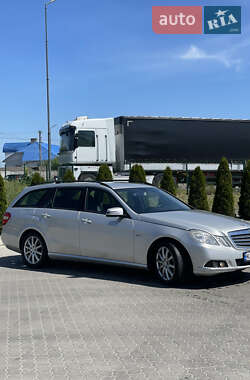 Универсал Mercedes-Benz E-Class 2011 в Киеве