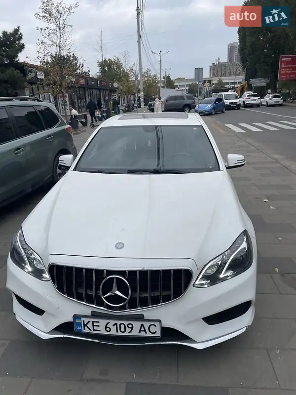 Mercedes-Benz E-Class 2015
