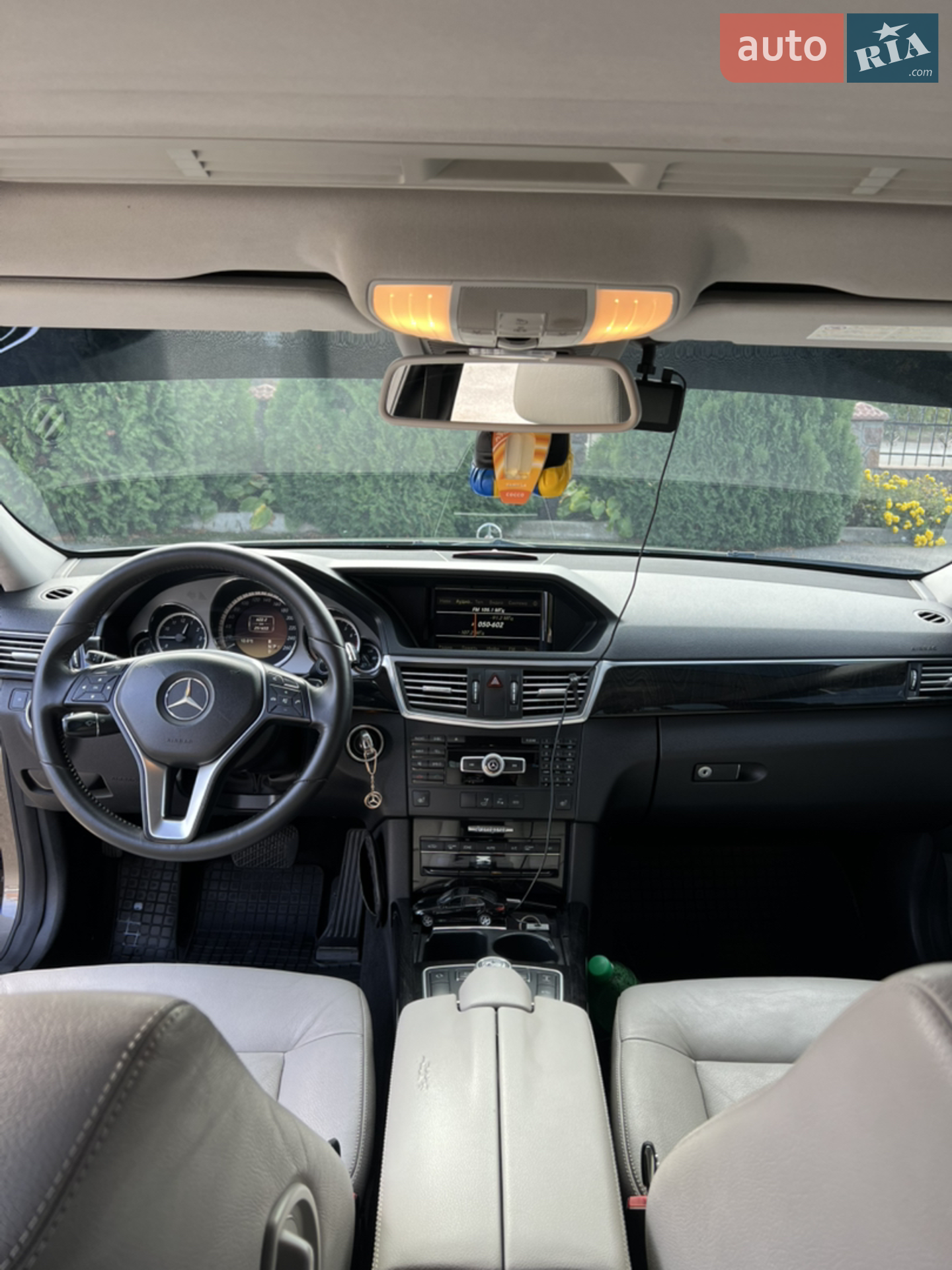 2012 Mercedes-Benz E-klasse - мініатюра 13