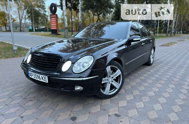 Седан Mercedes-Benz E-Class 2002 в Лубнах