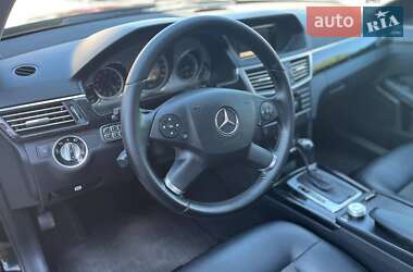 Седан Mercedes-Benz E-Class 2010 в Коломые