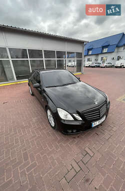 Седан Mercedes-Benz E-Class 2009 в Ровно