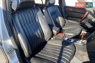 Седан Mercedes-Benz E-Class 1987 в 