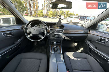 Седан Mercedes-Benz E-Class 2010 в 