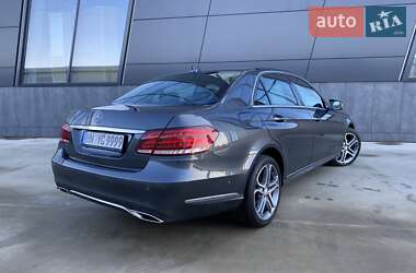 Седан Mercedes-Benz E-Class 2013 в Львове