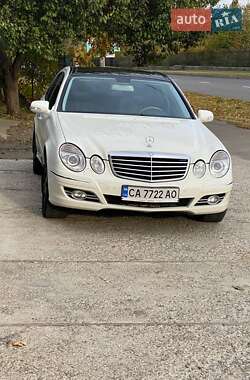 Седан Mercedes-Benz E-Class 2008 в Рівному