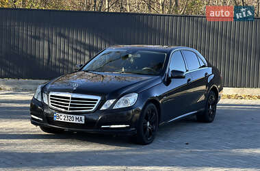 Седан Mercedes-Benz E-Class 2011 в Львові