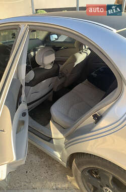 Седан Mercedes-Benz E-Class 2003 в 
