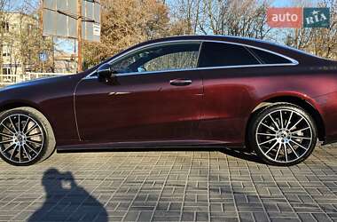Купе Mercedes-Benz E-Class 2020 в 
