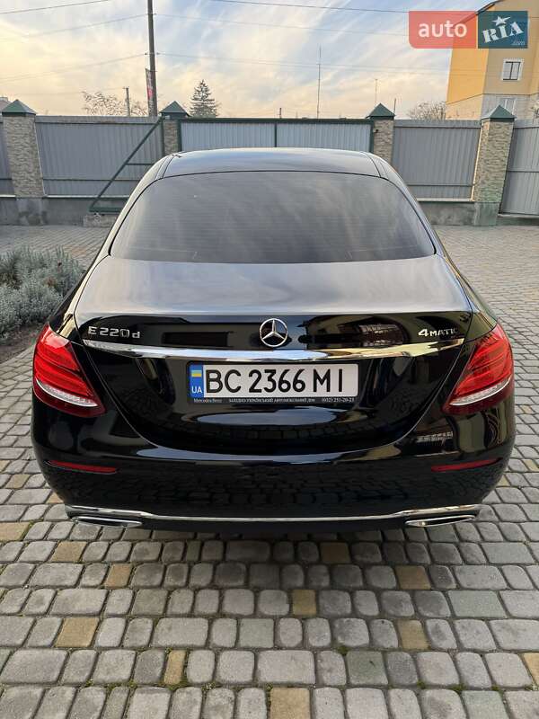 Седан Mercedes-Benz E-Class 2017 в Яворові фото 10 Седан Mercedes-Benz E-Class 2017 в Яворові