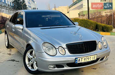 Седан Mercedes-Benz E-Class 2002 в Івано-Франківську