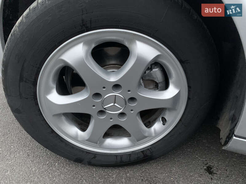 Універсал Mercedes-Benz E-Class 2004 в Вінниці