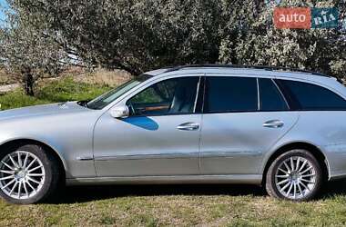Універсал Mercedes-Benz E-Class 2005 в 