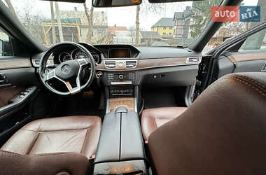 Седан Mercedes-Benz E-Class 2015 в 