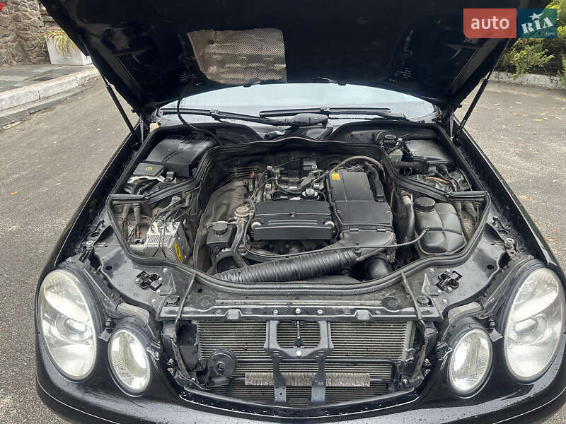 Седан Mercedes-Benz E-Class 2004 в Черкасах