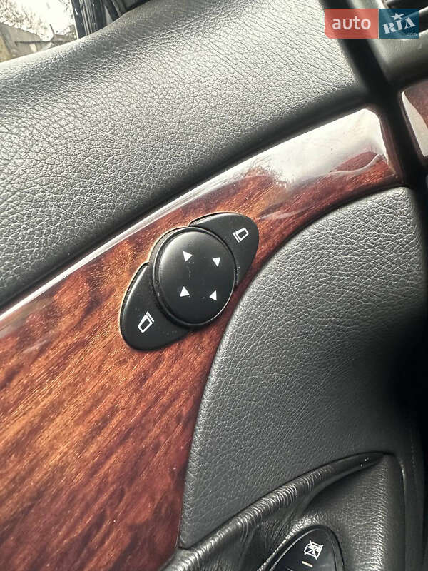 Седан Mercedes-Benz E-Class 2004 в Черкасах