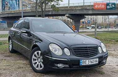 Седан Mercedes-Benz E-Class 2005 в Киеве