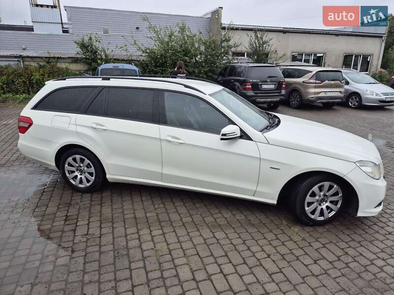Универсал Mercedes-Benz E-Class 2011 в 