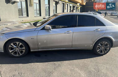 Седан Mercedes-Benz E-Class 2011 в Виннице