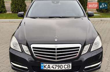 Седан Mercedes-Benz E-Class 2011 в Києві