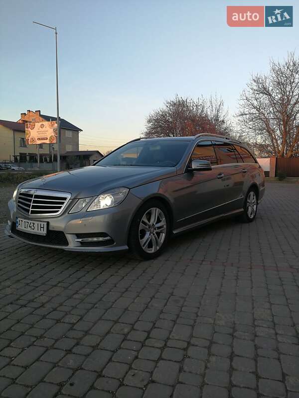 Универсал Mercedes-Benz E-Class 2013 в Ивано-Франковске