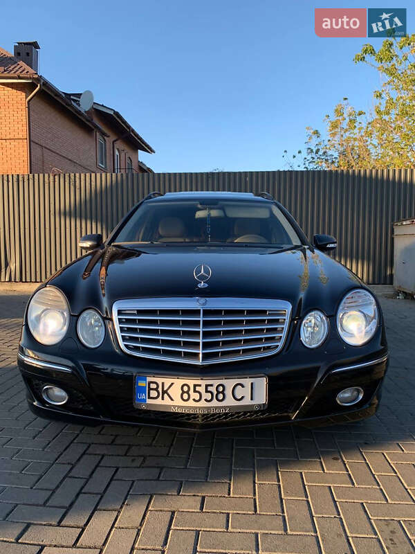 Универсал Mercedes-Benz E-Class 2006 в Сарнах