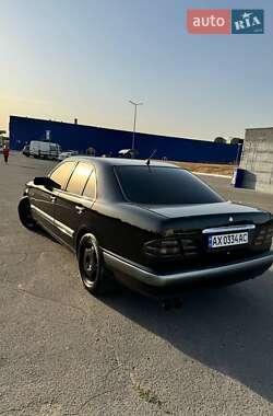 Седан Mercedes-Benz E-Class 1998 в Полтаве