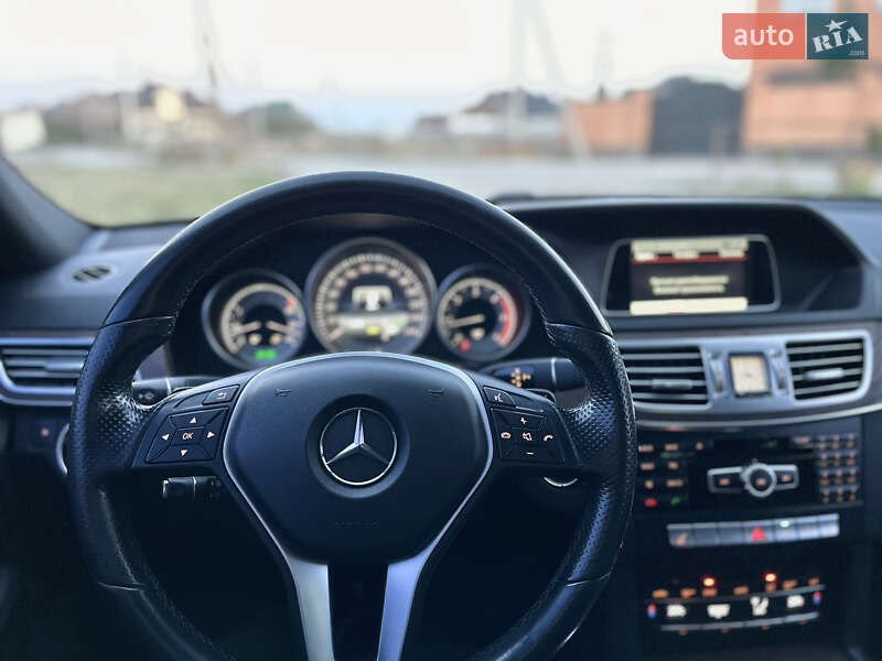 Седан Mercedes-Benz E-Class 2015 в Полтаві