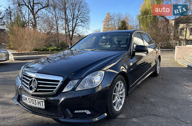 Седан Mercedes-Benz E-Class 2009 в Житомире