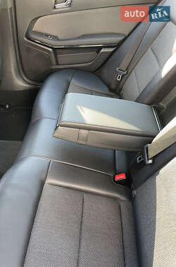 Седан Mercedes-Benz E-Class 2009 в 