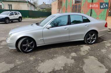 Седан Mercedes-Benz E-Class 2005 в Житомирі