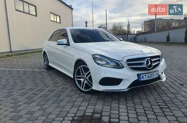 Седан Mercedes-Benz E-Class 2012 в Івано-Франківську