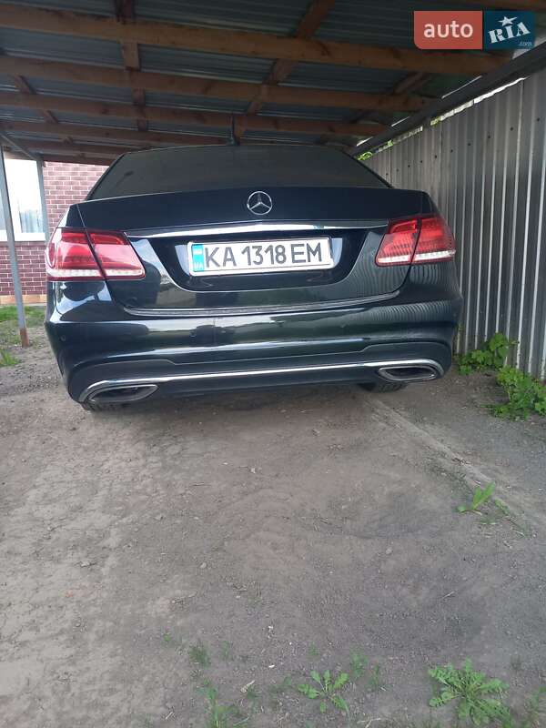 Mercedes-Benz E-Class 2015