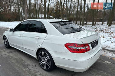 Седан Mercedes-Benz E-Class 2010 в Білій Церкві