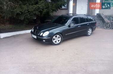 Універсал Mercedes-Benz E-Class 2004 в 