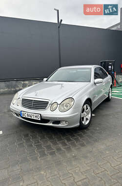 Седан Mercedes-Benz E-Class 2003 в Луцке