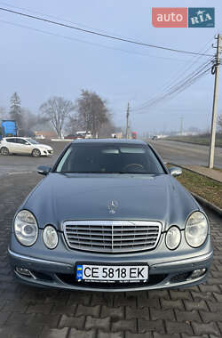 Седан Mercedes-Benz E-Class 2004 в Черновцах