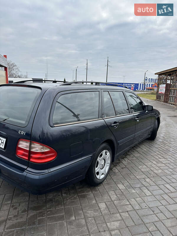 Универсал Mercedes-Benz E-Class 2001 в Нововолынске