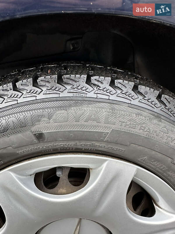 Универсал Mercedes-Benz E-Class 2001 в Нововолынске