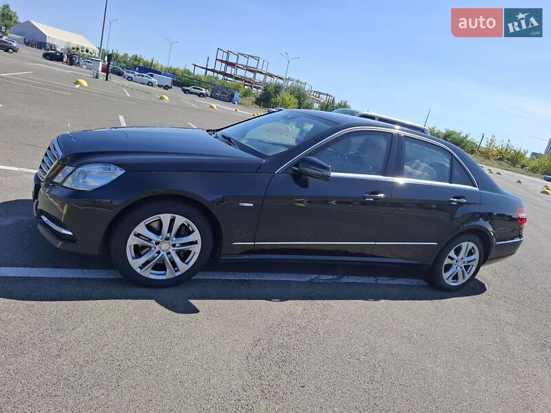 Седан Mercedes-Benz E-Class 2012 в Києві фото 4 Седан Mercedes-Benz E-Class 2012 в Києві