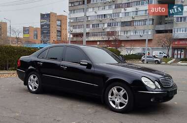 Седан Mercedes-Benz E-Class 2005 в Днепре