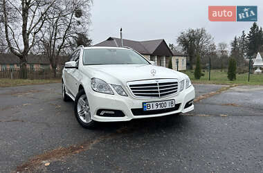 Універсал Mercedes-Benz E-Class 2009 в Чорнухах