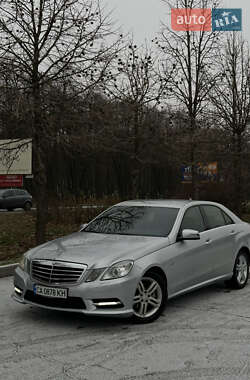 Седан Mercedes-Benz E-Class 2013 в Умані