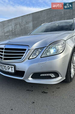 Універсал Mercedes-Benz E-Class 2010 в Львові