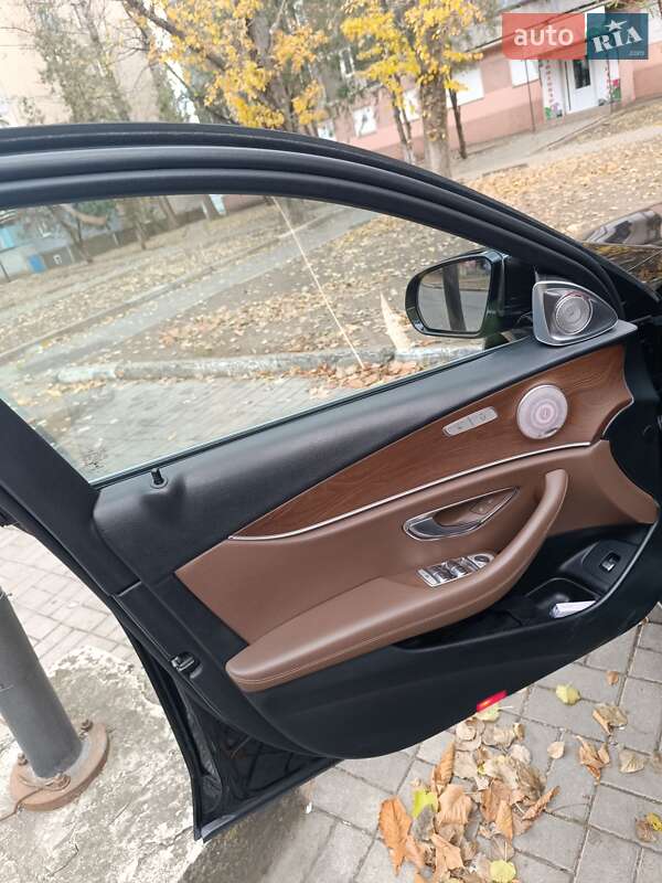 Седан Mercedes-Benz E-Class 2018 в Никополе