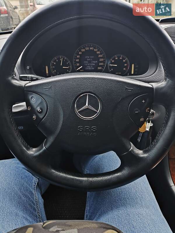 Седан Mercedes-Benz E-Class 2002 в Одессе