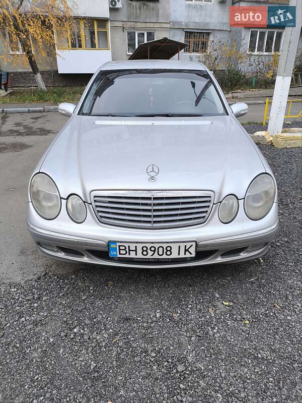 Седан Mercedes-Benz E-Class 2002 в Одессе