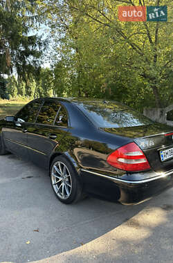 Седан Mercedes-Benz E-Class 2005 в Житомире